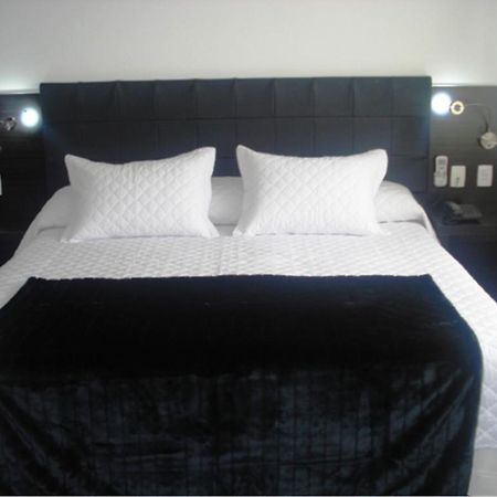 Hotel Manta Pelotas Exterior photo