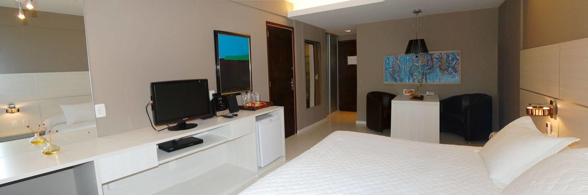 Hotel Manta Pelotas Exterior photo